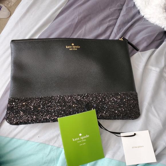 Purse - Picture 2 of 2